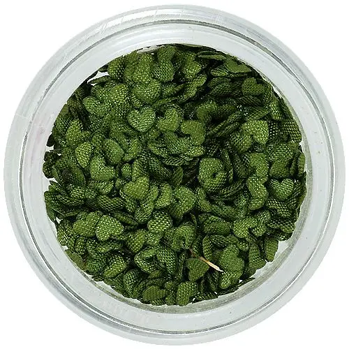 Dekoracija za nohte - olivno zeleni srčki iz blaga